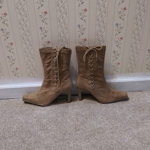 Blair's Closet Faux Suede tan boots